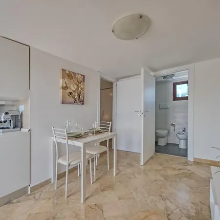 Il Terrazzo Di Nonna Enza * レッチェ